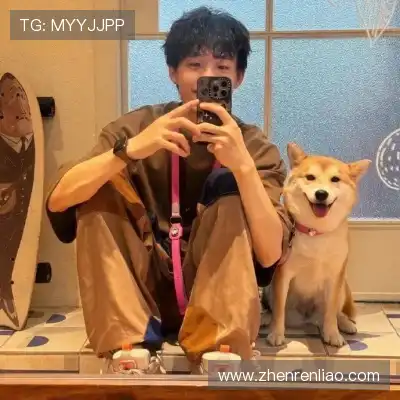 万桢翼